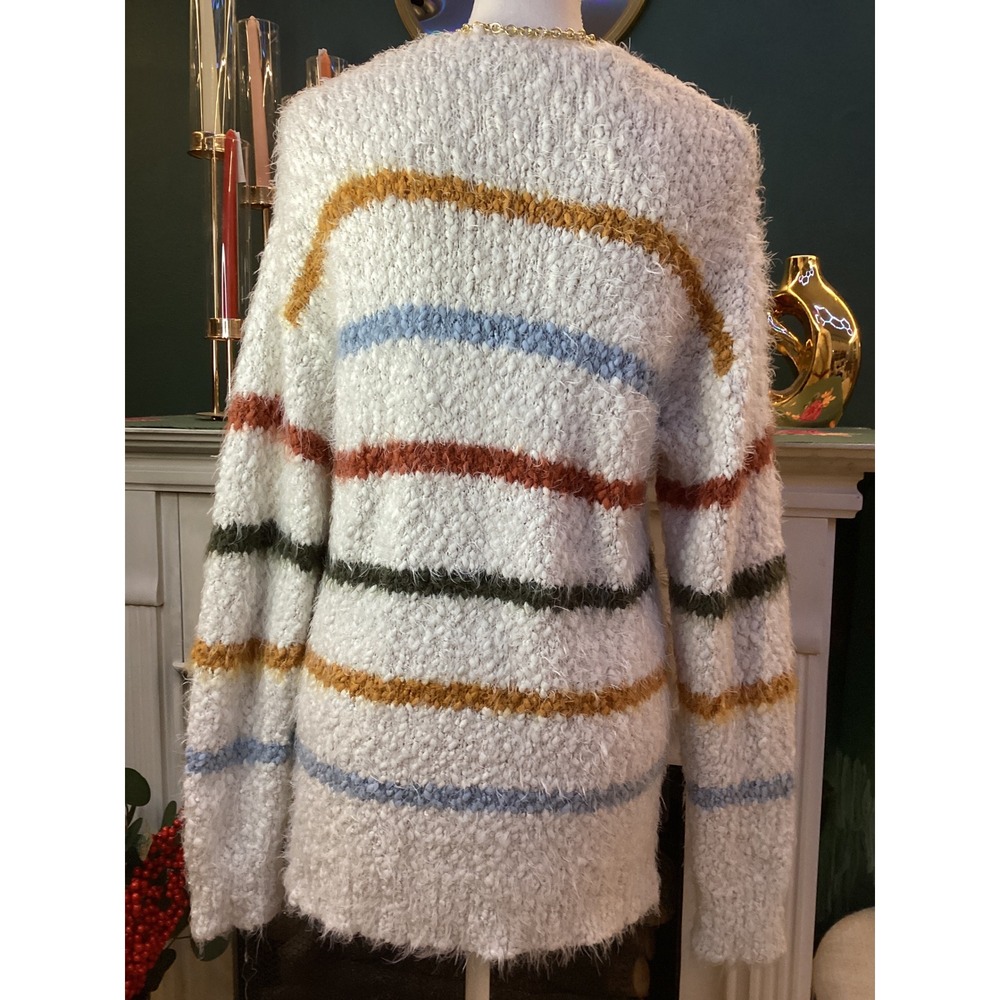 Staccato Super‎ Soft Striped Fuzzy V Neck Sweater Size M - Picture 2 of 4